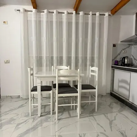 Fabio Rent House Πανσιόν Vlorë