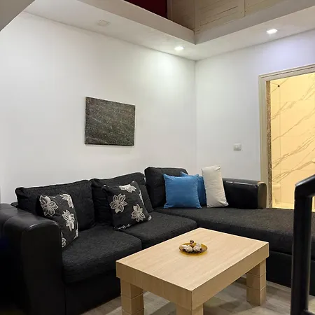 Fabio Rent House 3*